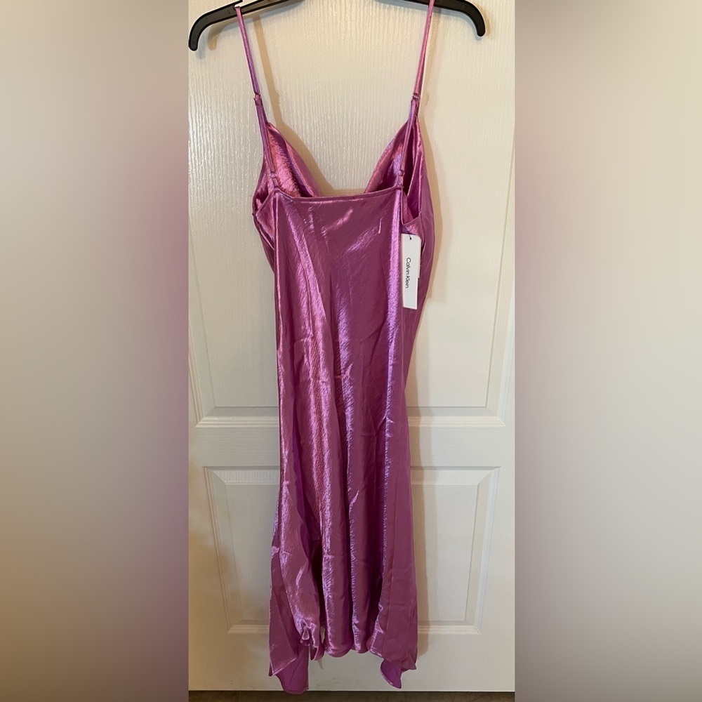 Calvin Klein Elegant Pink Satin Dress - Picture 2 of 6